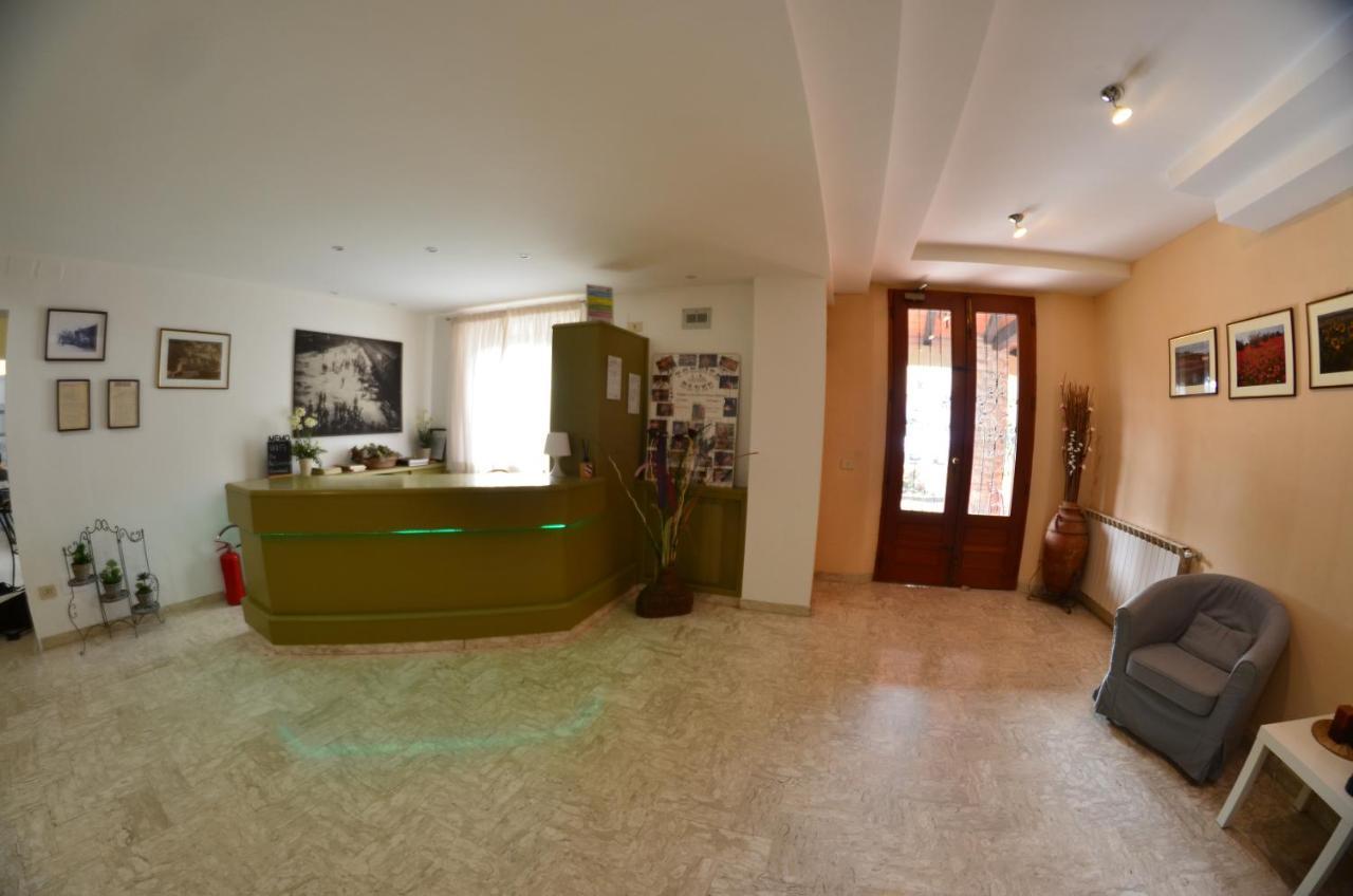 Hotel La Piccola Stazione Torrita di Siena Extérieur photo