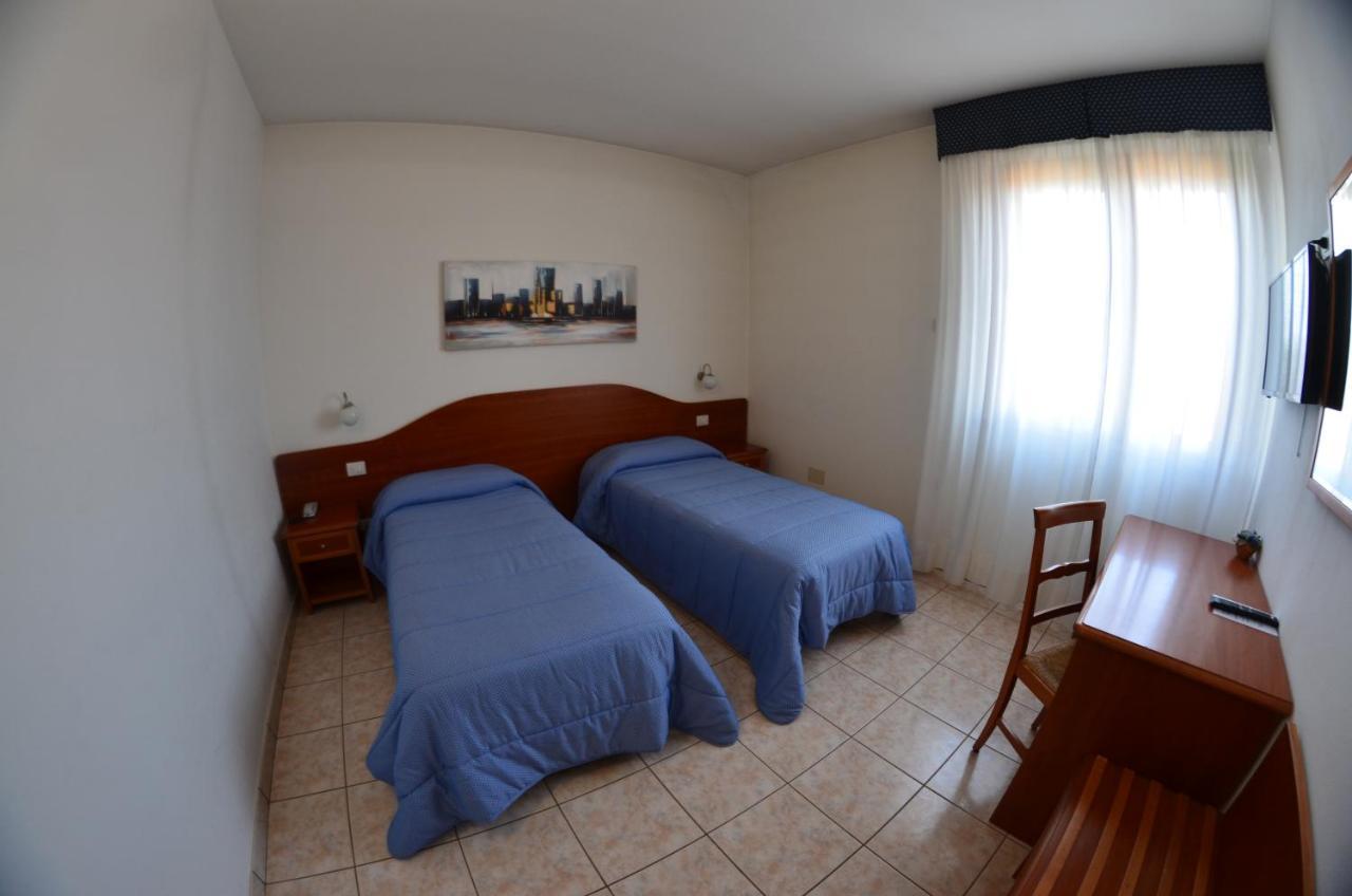 Hotel La Piccola Stazione Torrita di Siena Extérieur photo